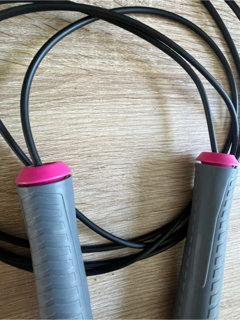 Nike Weighted Jump Rope, 9' Rope.5LB Weights - Picture 3 of 7